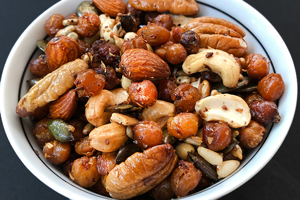 Roast mixed nuts with Cape Treasures Grill Seasoning Tub 